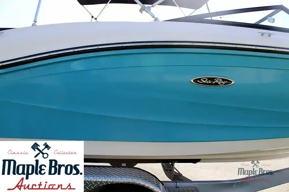 2022 Sea Ray SPX 190