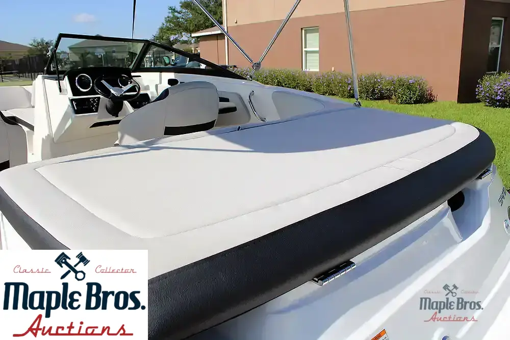 2022 Sea Ray SPX 190