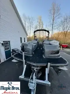 2019 Manitou X-Plode 27 XT SHP