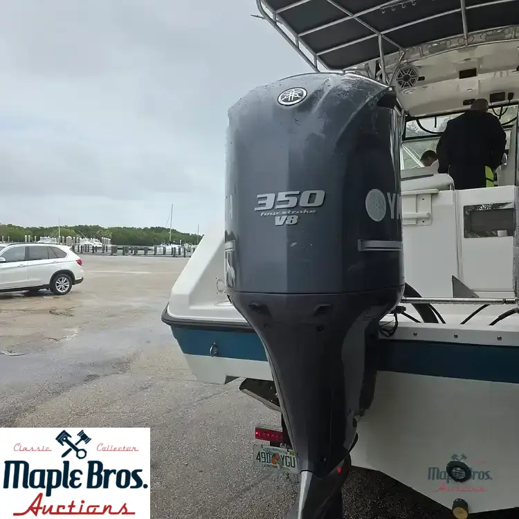 2009 Century Offshore 3200