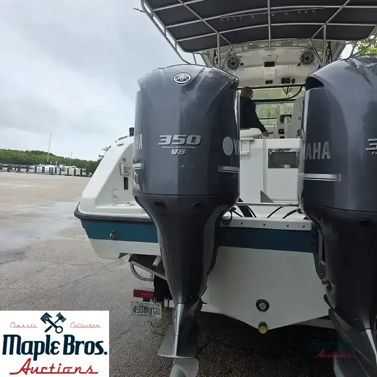 2009 Century Offshore 3200