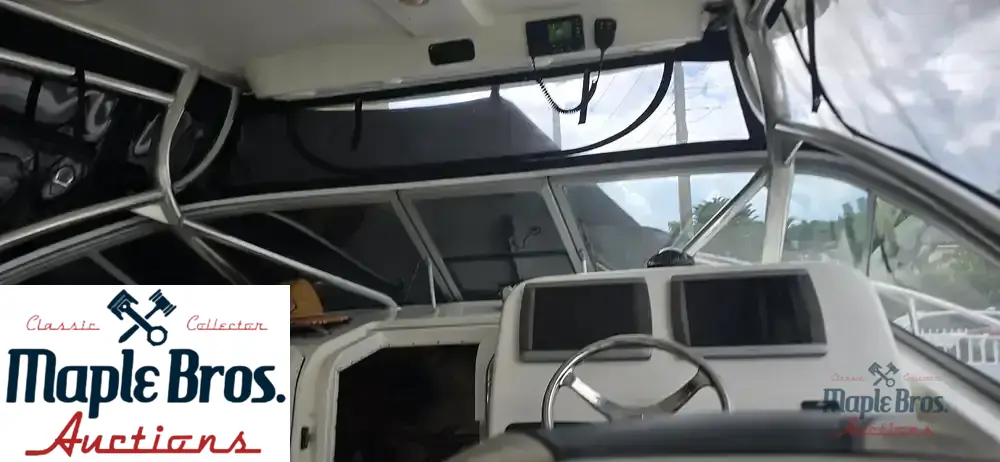 2009 Century Offshore 3200