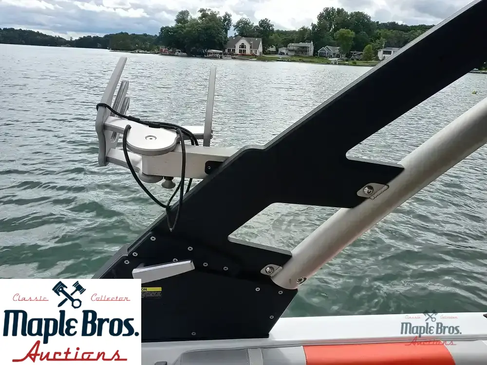 2017 Malibu Wakesetter 21 VLX