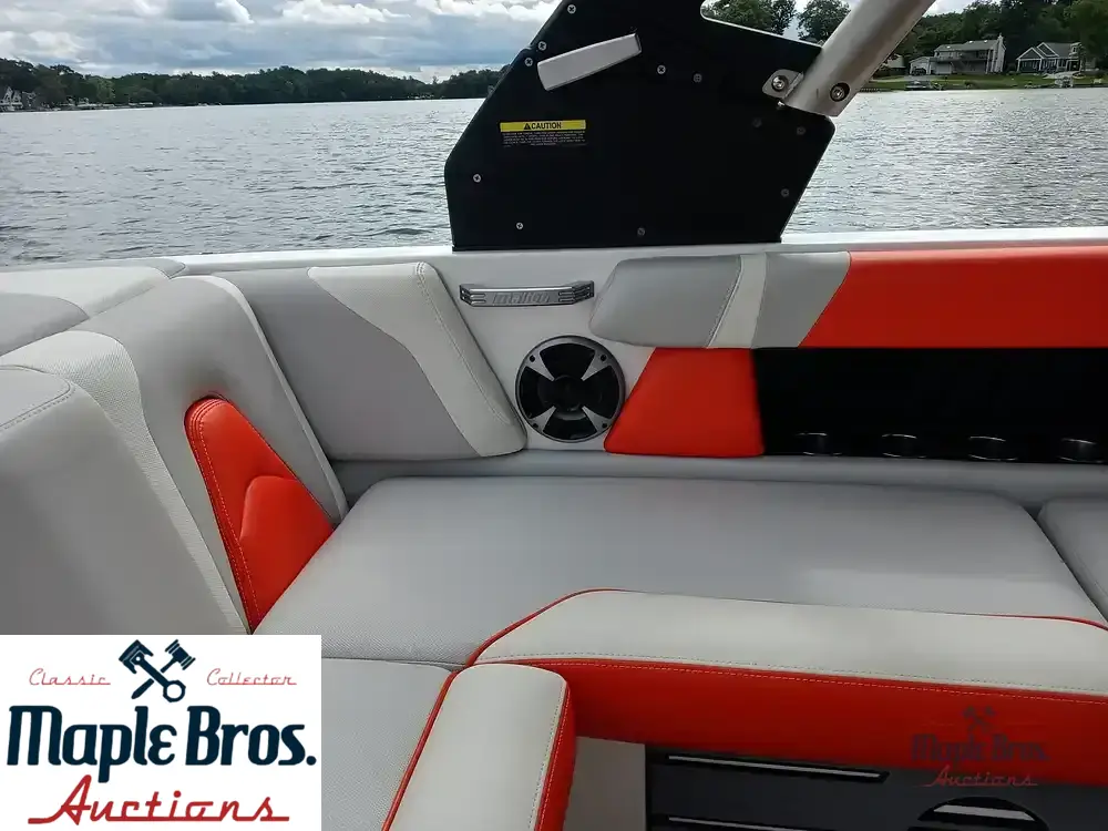 2017 Malibu Wakesetter 21 VLX