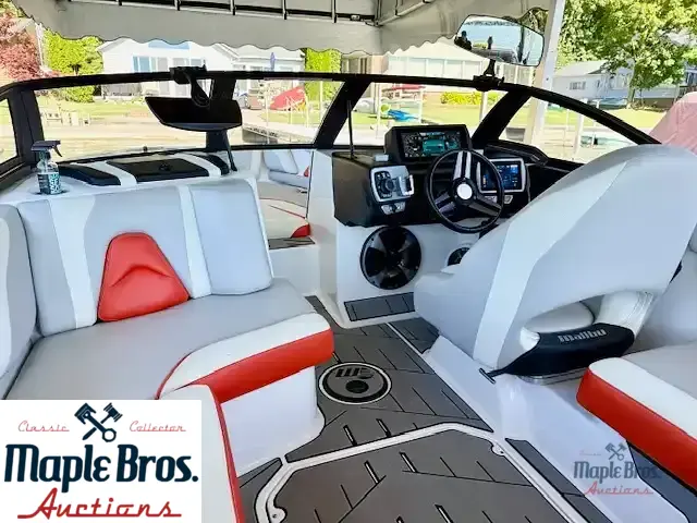 2017 Malibu Wakesetter 21 VLX