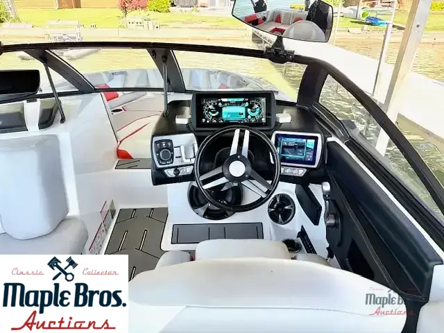 2017 Malibu Wakesetter 21 VLX