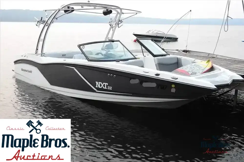 2016 Mastercraft NXT22