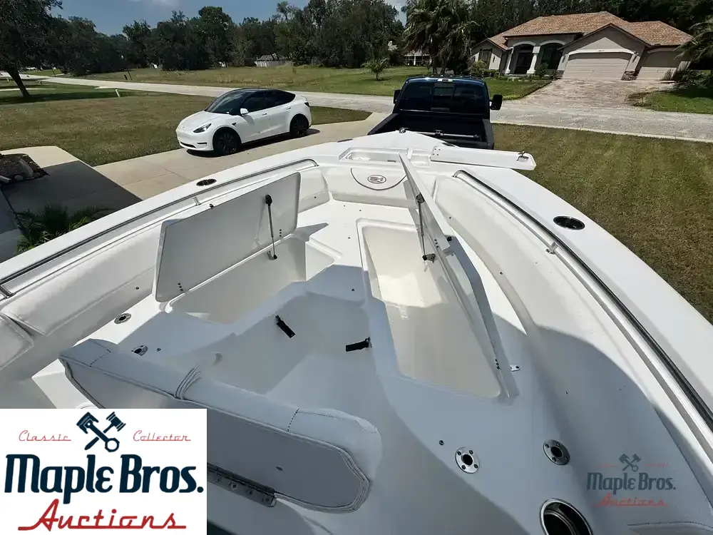 2018 Sea Hunt Ultra 235 SE