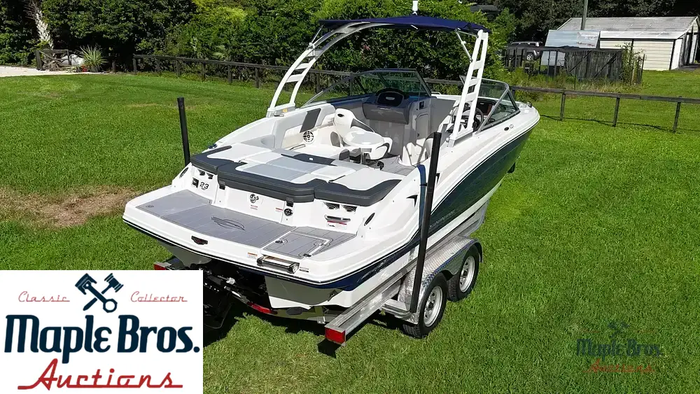 2023 Chaparral 23SSI