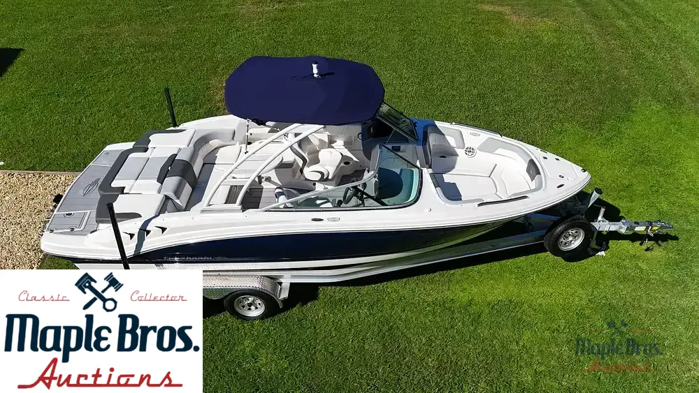 2023 Chaparral 23SSI