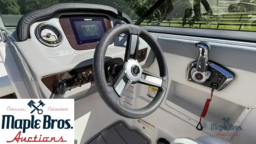 2023 Chaparral 23SSI