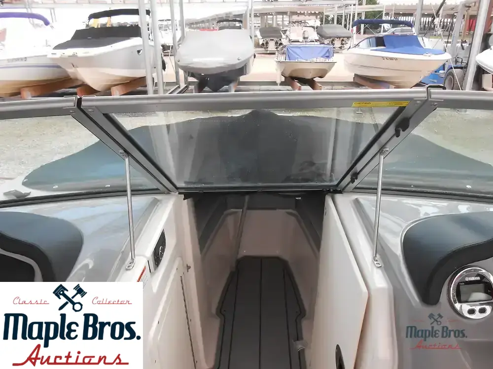 2022 Chaparral 21 SSi OB