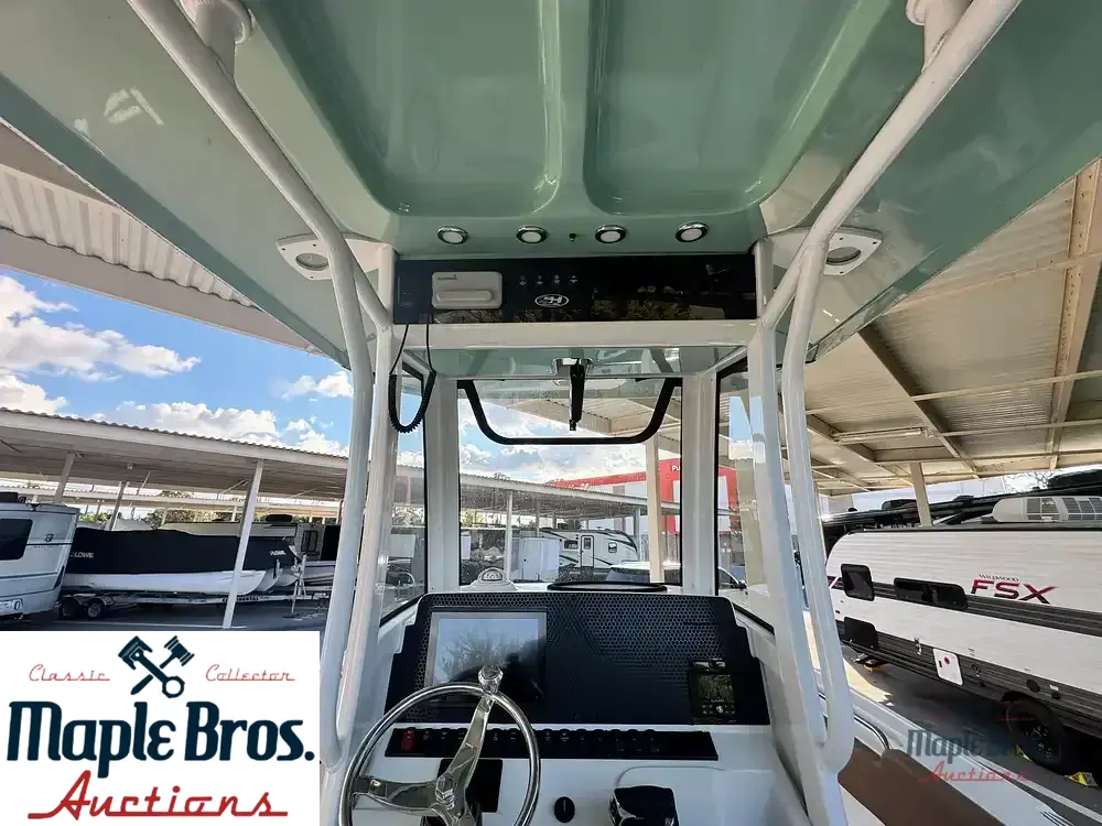 2023 Sea Hunt Ultra 239 SE