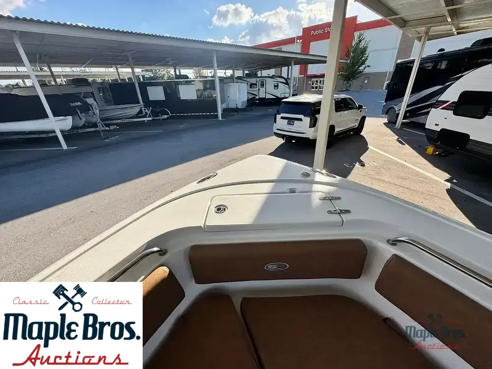 2023 Sea Hunt Ultra 239 SE