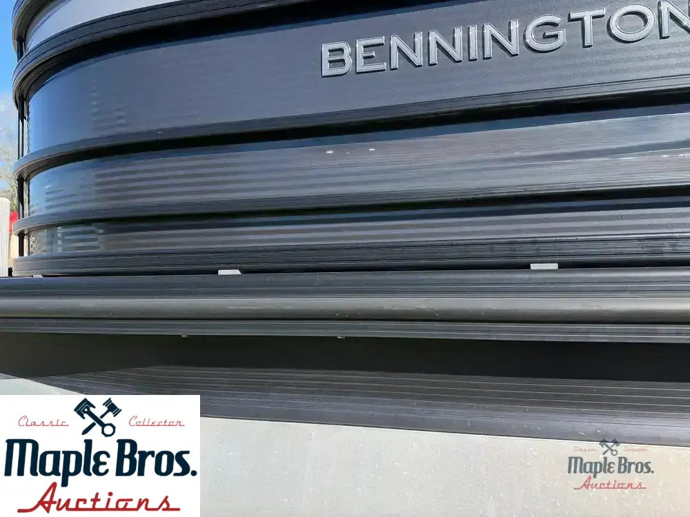 2021 Bennington R23