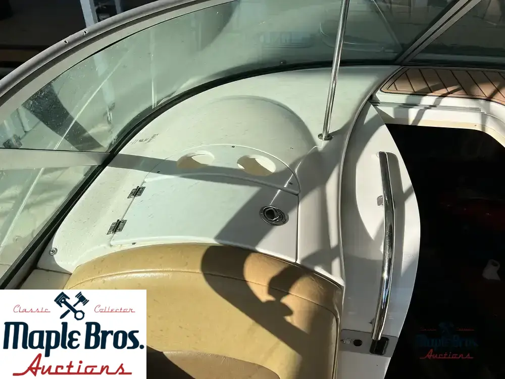 2005 Chaparral 310 Signature