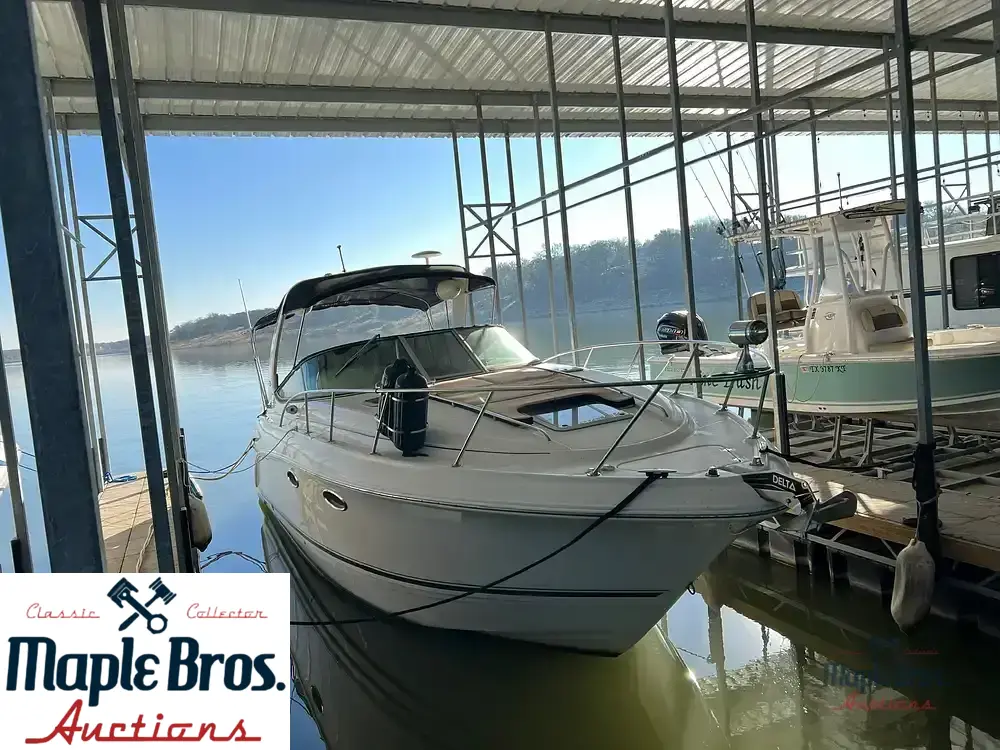 2005 Chaparral 310 Signature