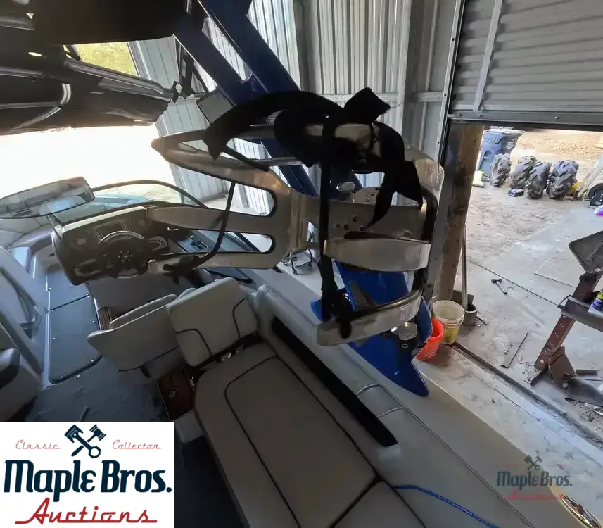 2011 Super Air Nautique 230 TE