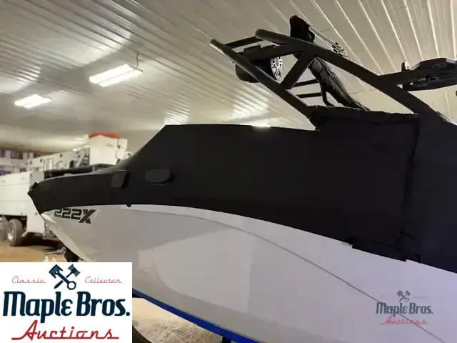 2025 Yamaha 222xe