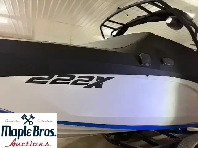 2025 Yamaha 222xe