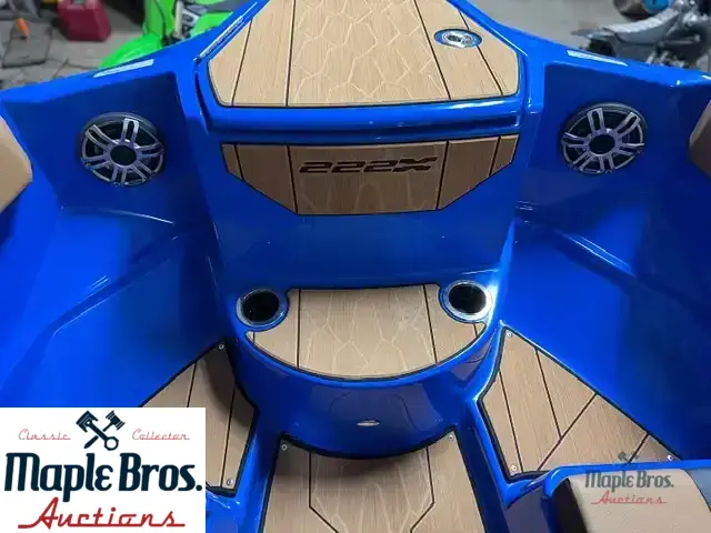 2025 Yamaha 222xe