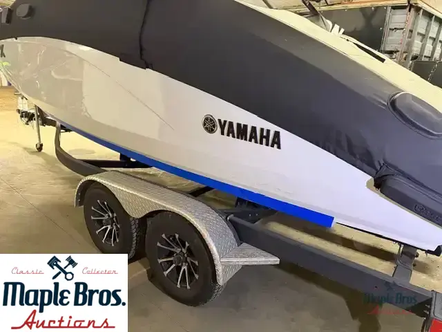 2025 Yamaha 222xe