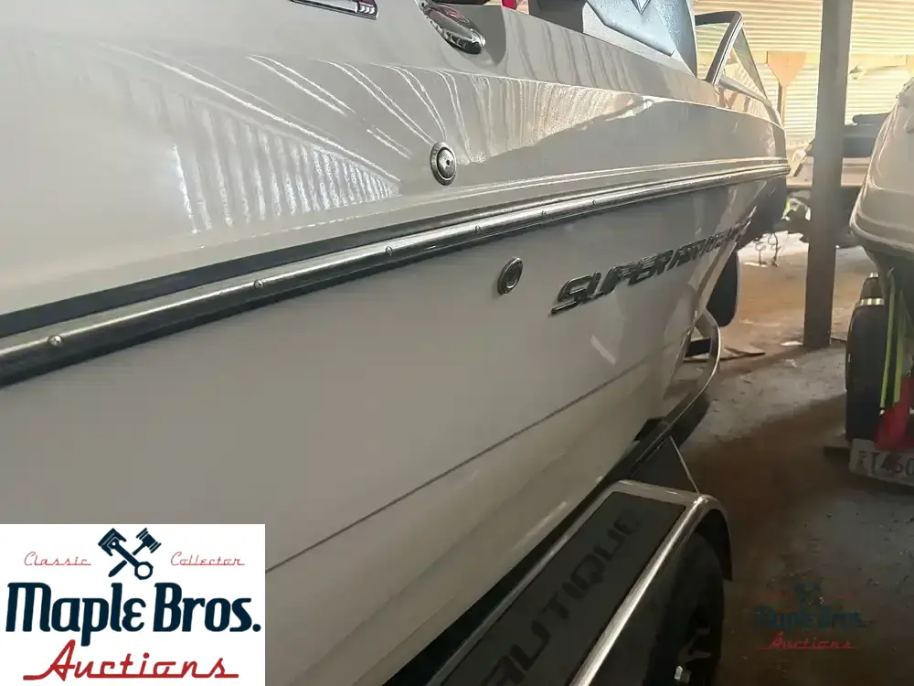 2015 Super Air Nautique 210