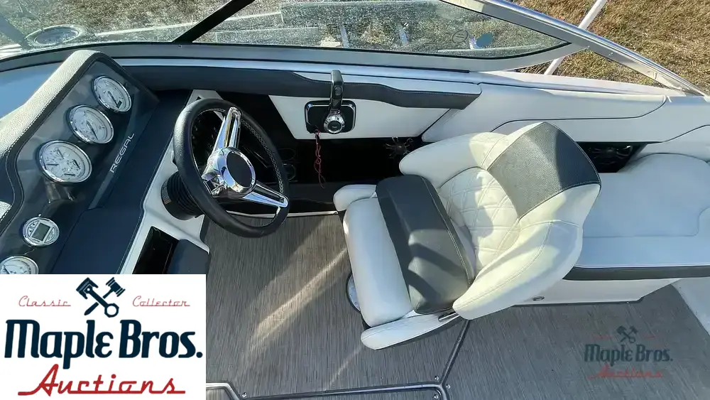 2018 Regal 2300
