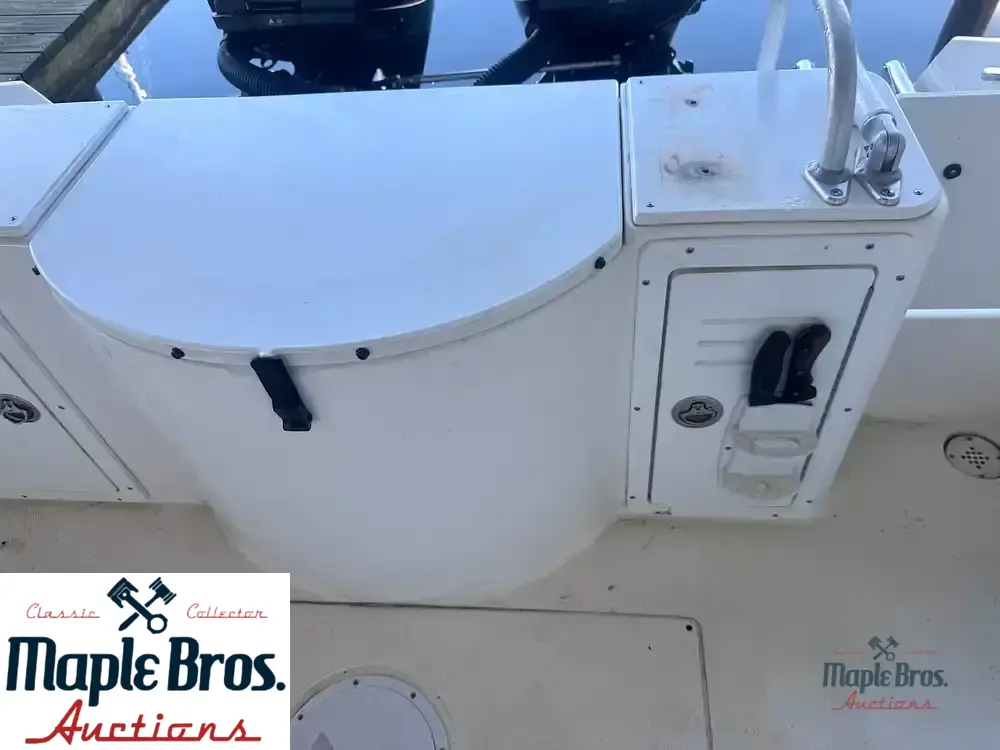 2001 Cobia 250WA
