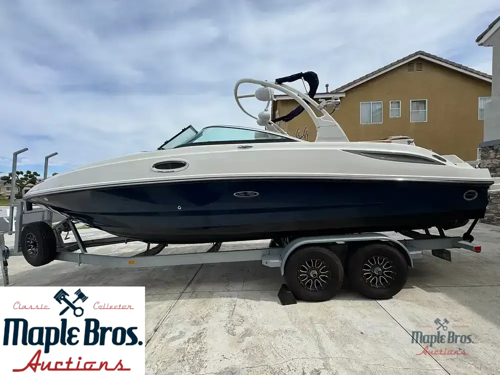 2013 Sea Ray 260 Sundeck