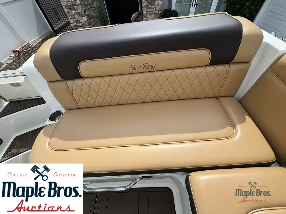 2013 Sea Ray 260 Sundeck