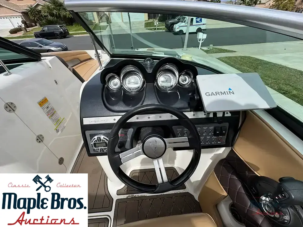 2013 Sea Ray 260 Sundeck
