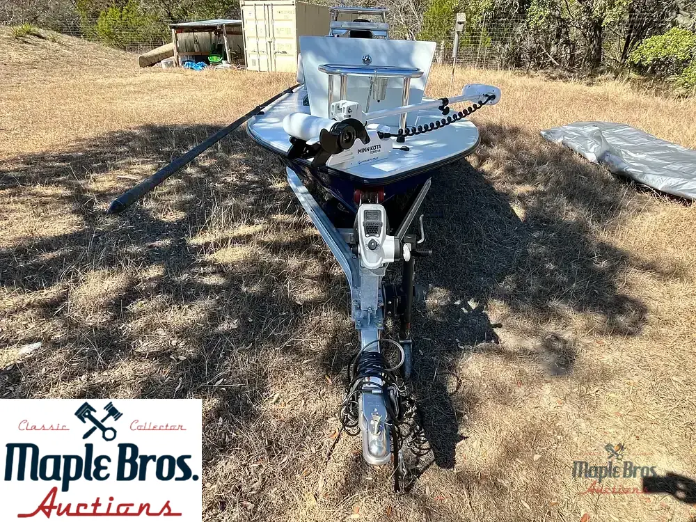 2023 Hells Bay Professional