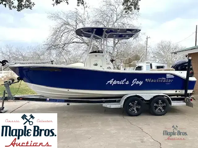 2018 NauticStar 2302 Legacy