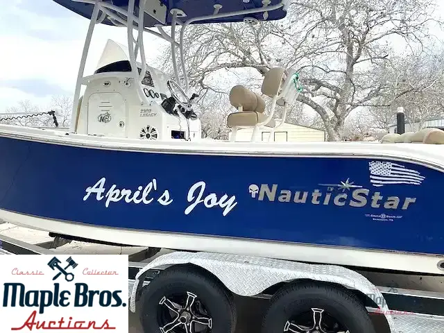 2018 NauticStar 2302 Legacy