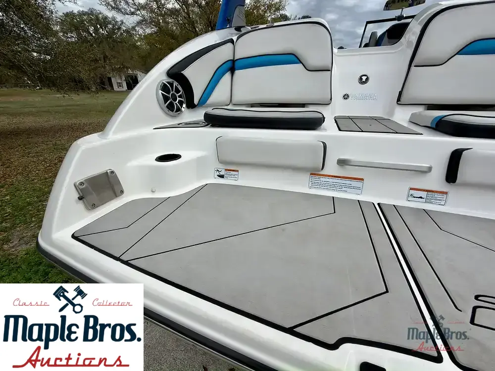 2020 Yamaha Wake Series 242X