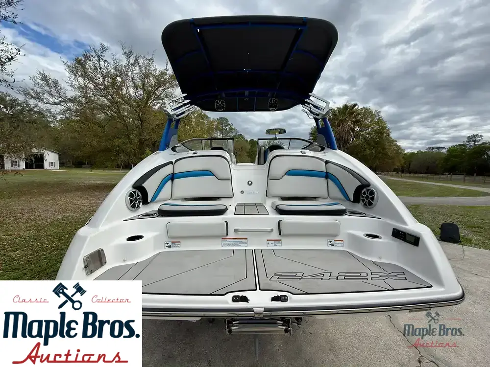 2020 Yamaha Wake Series 242X