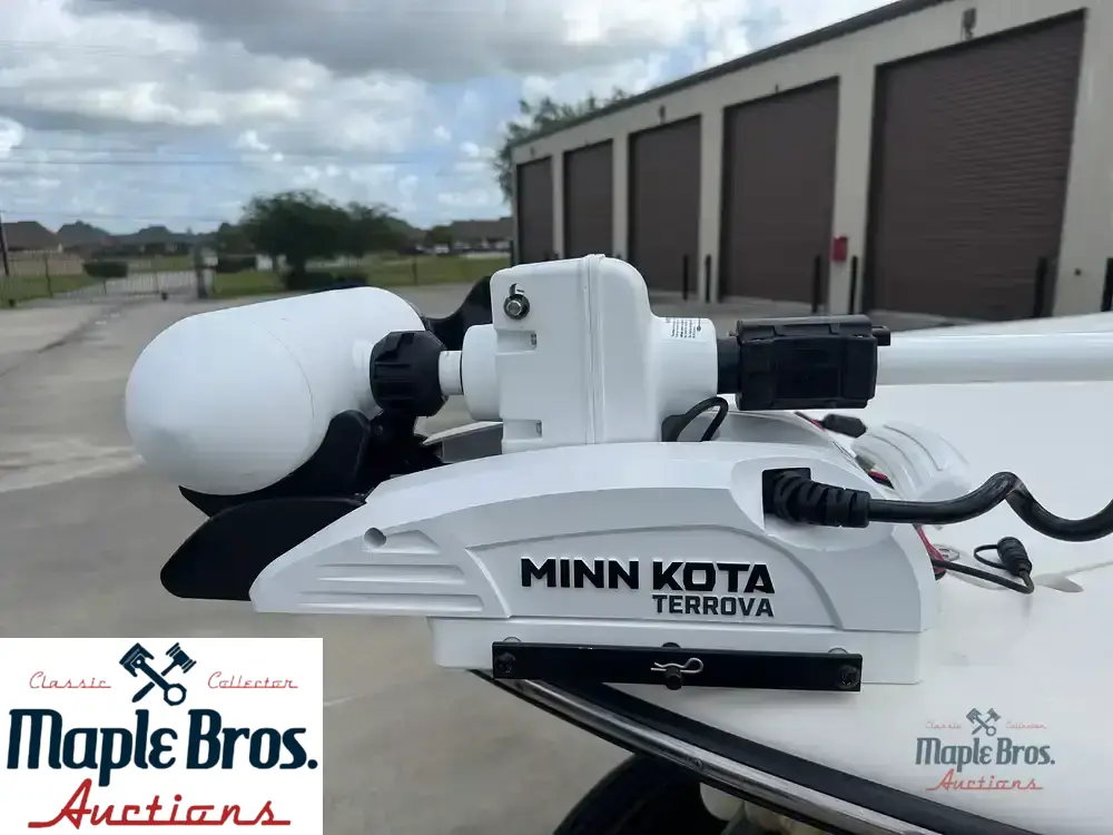 2015 Sea Born FX 24 Tour SE