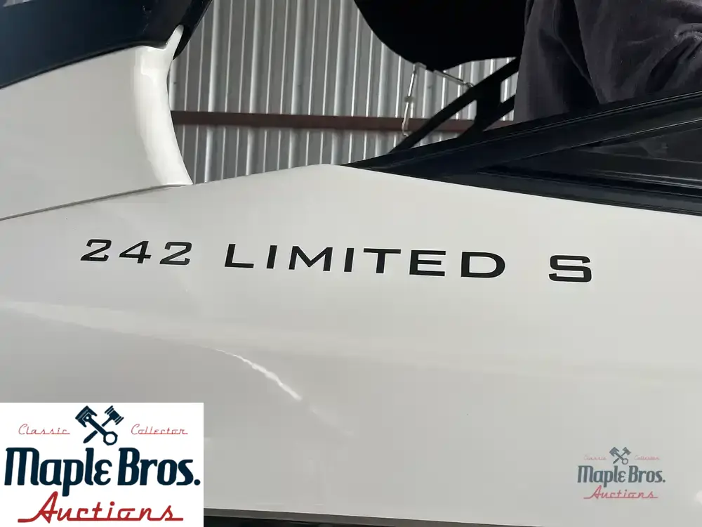 2017 Yamaha 242 Limited S