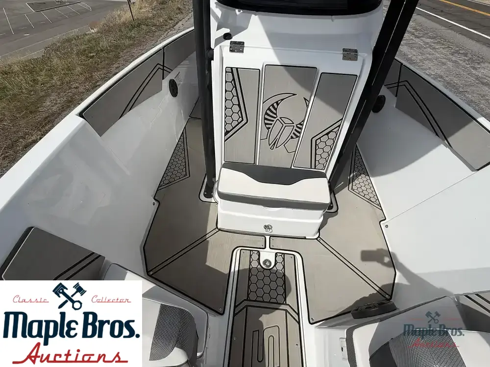 2020 Scarab 255 Open