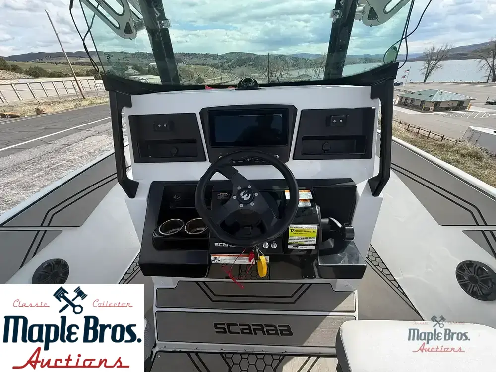 2020 Scarab 255 Open