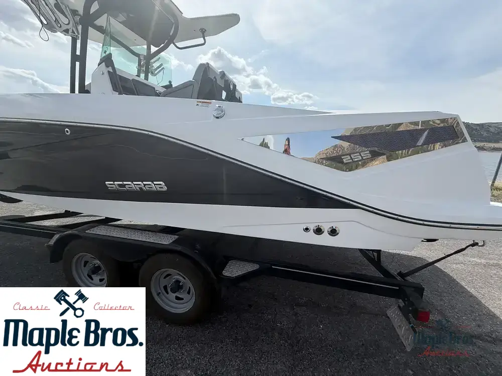 2020 Scarab 255 Open