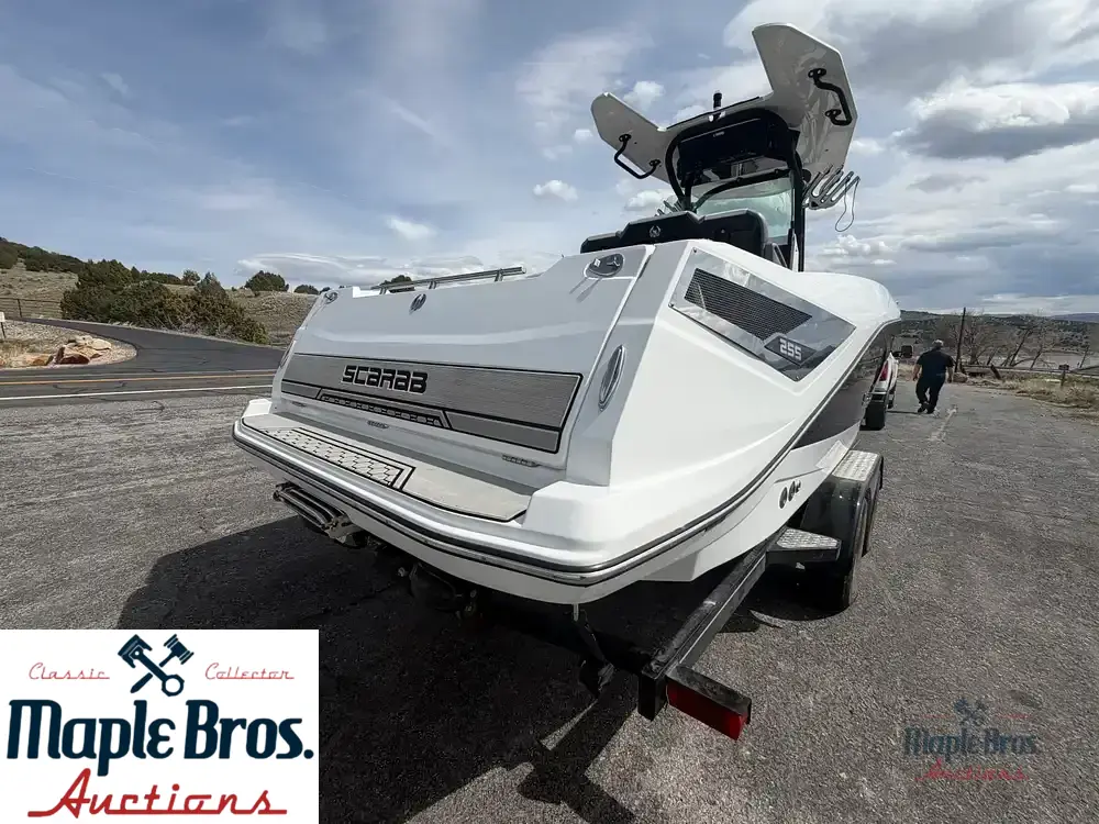 2020 Scarab 255 Open
