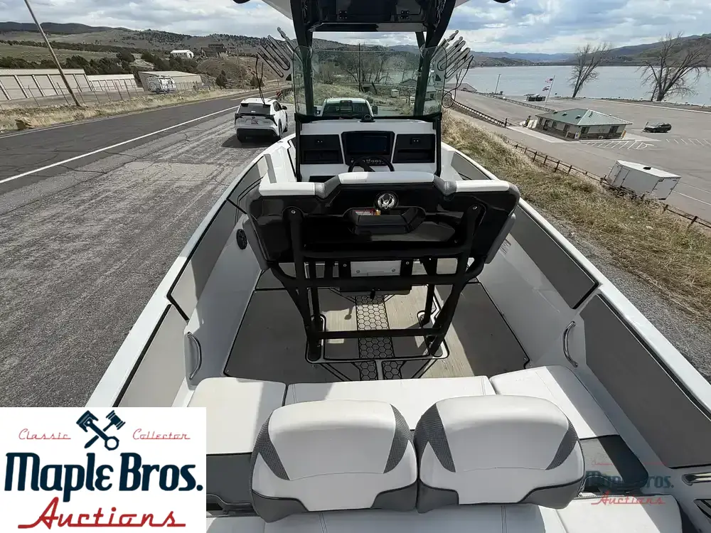 2020 Scarab 255 Open