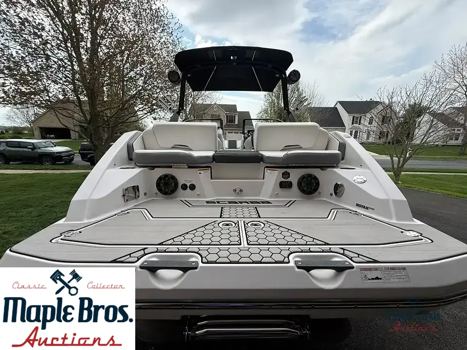 2019 Scarab 255 id wake edition