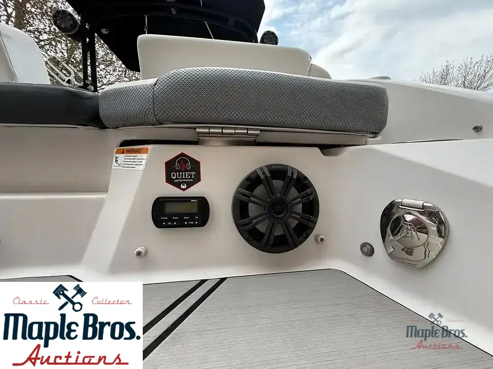 2019 Scarab 255 id wake edition