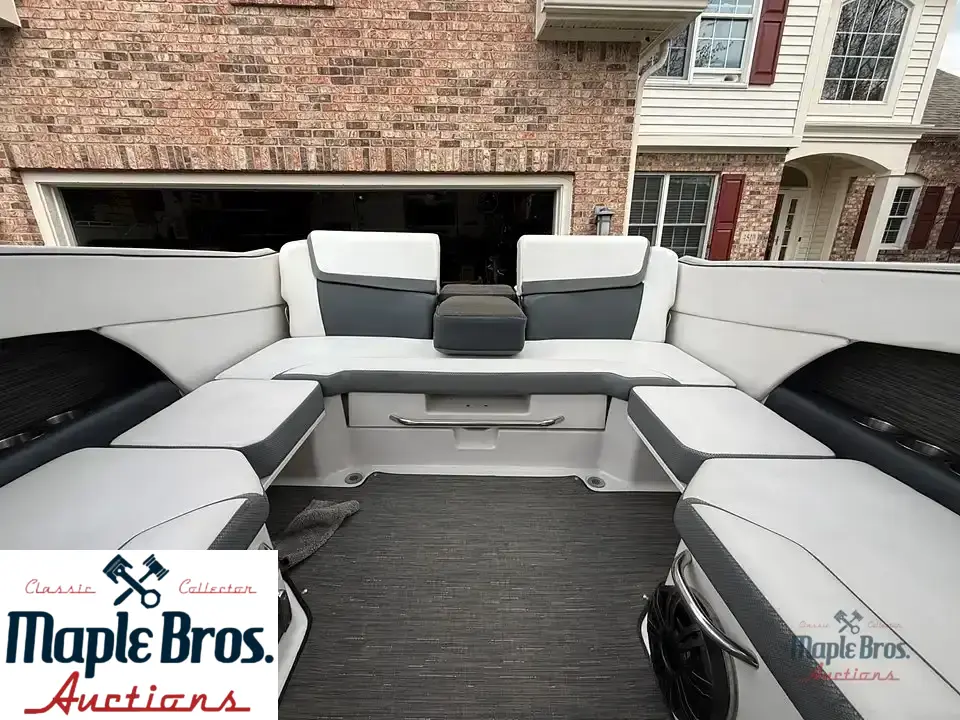2019 Scarab 255 id wake edition