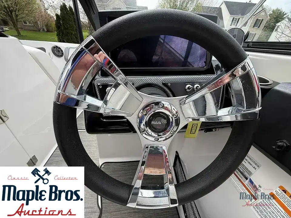 2019 Scarab 255 id wake edition
