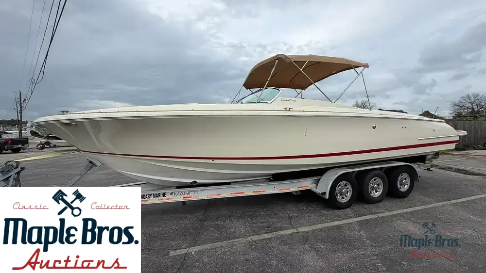 2015 Chris-Craft 32 Launch