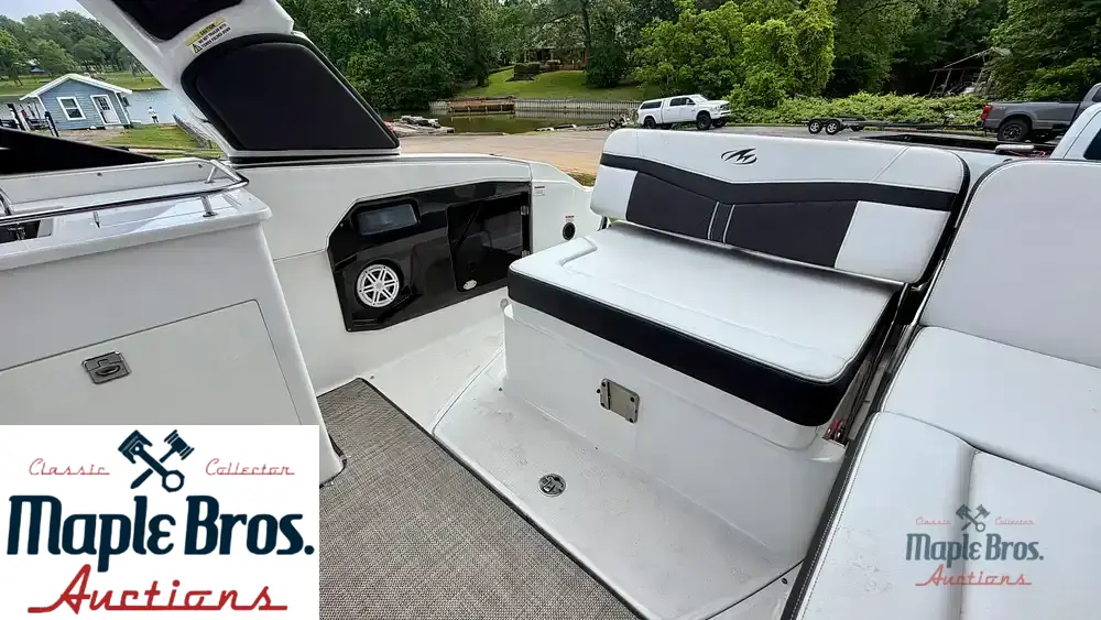 2022 Monterey Elite Series 258 SS